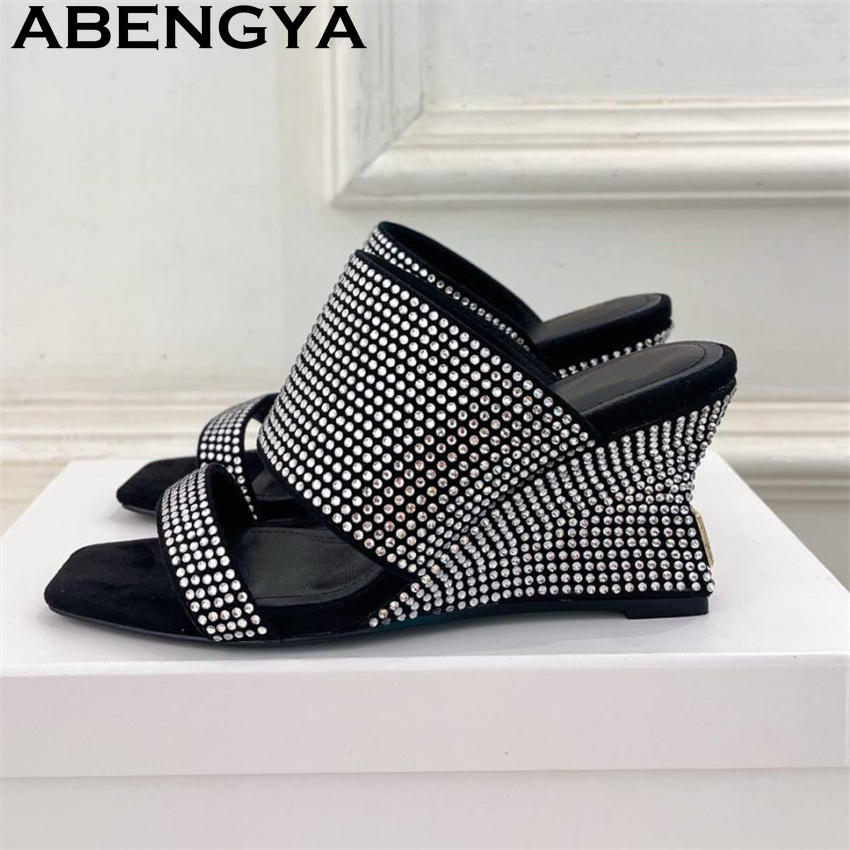Elegant Style Rhinestone Wedge - đánh giá và giá Ethnic Fashion Week