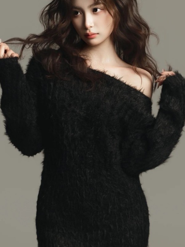 Black Portrait Photography Clo - đánh giá và giá Ethnic Clothing & Online Fashion Store Khaadi Uk