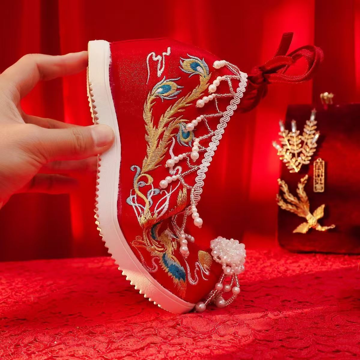 Women New Red Embroidered Wedd - đánh giá và giá Ethnic Style